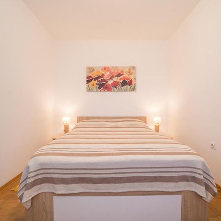 Apartament Red Karmenita Umag Zewnętrze zdjęcie