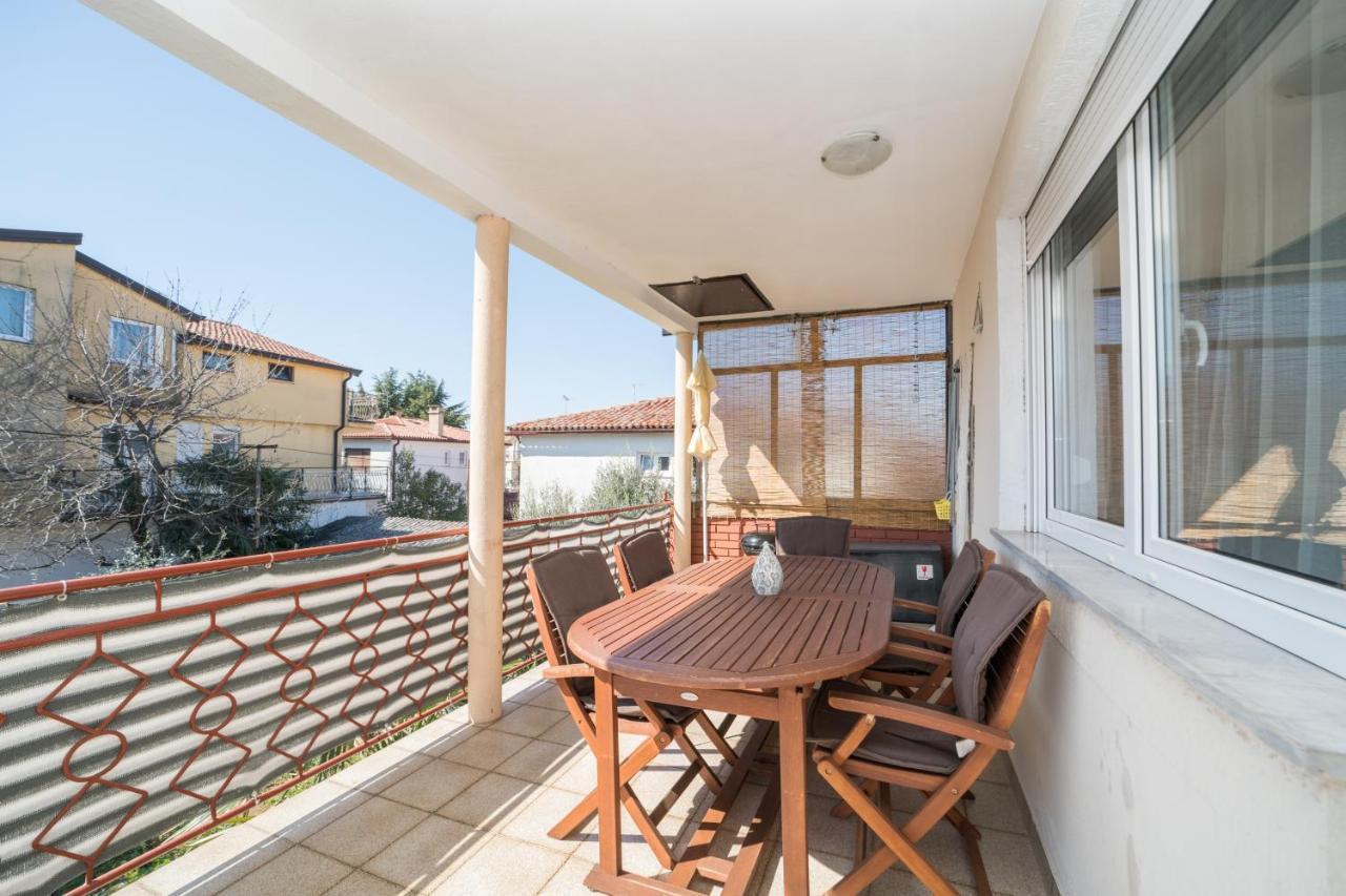 Apartament Red Karmenita Umag Zewnętrze zdjęcie